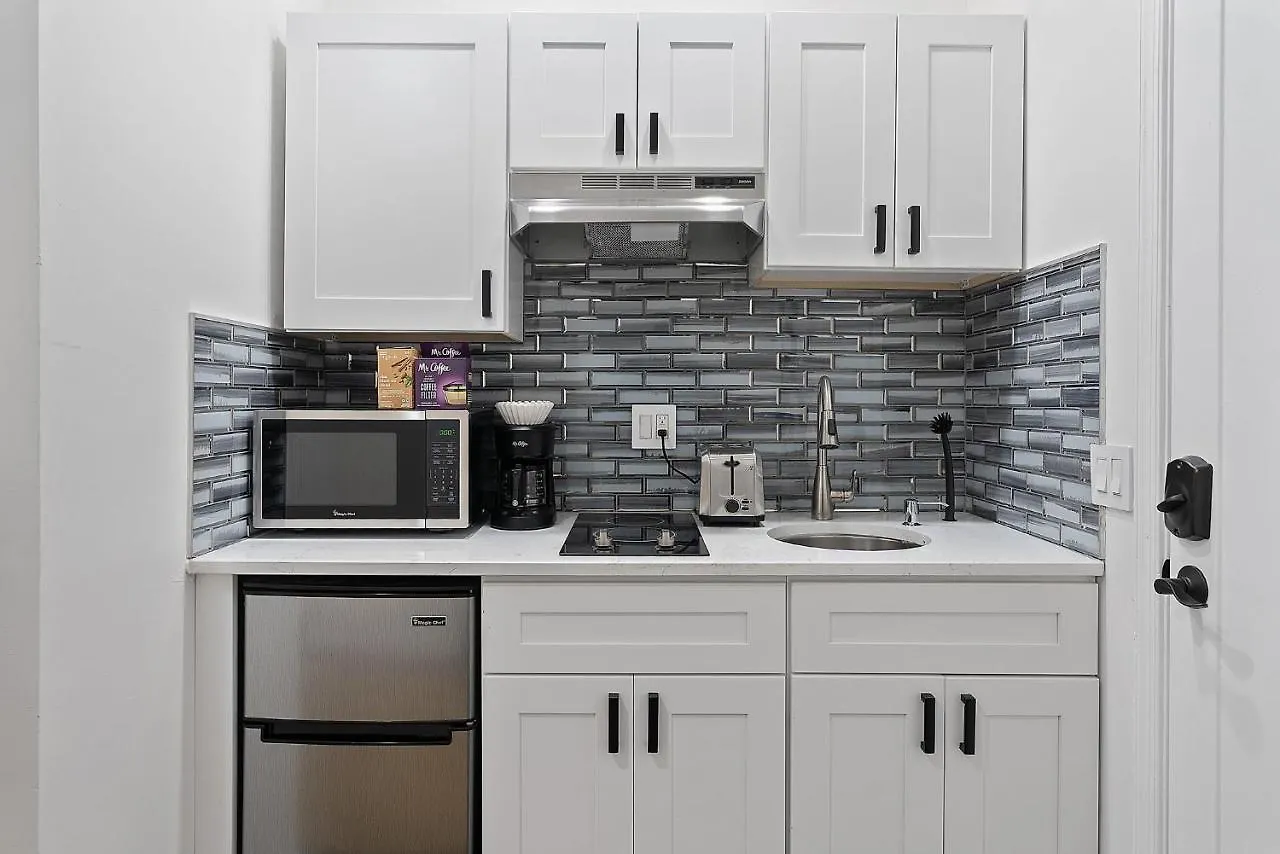 Summer Breeze Luxury Stays Jersey City 0*,  United States